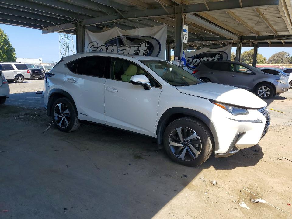 Photo 4 from auction – 2018 LEXUS NX with VIN JTJBJRBZ5J2094787