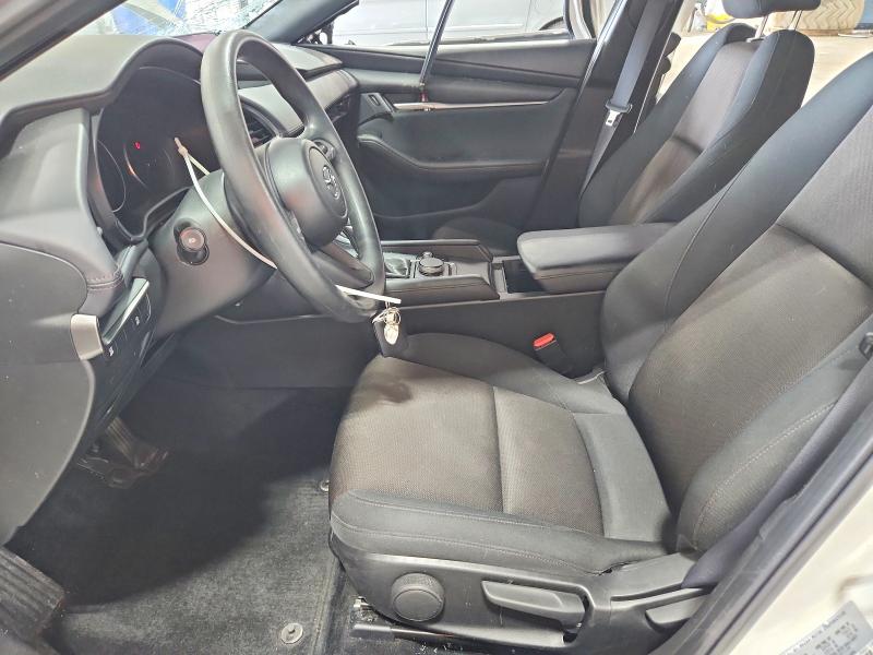 Photo 7 from auction – 2022 MAZDA 3 with VIN JM1BPAJL1N1519000