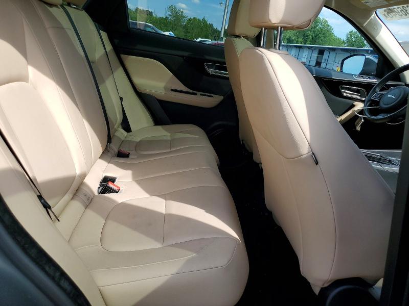 Photo 11 from auction – 2018 JAGUAR F-PACE with VIN SADCJ2FX4JA294237