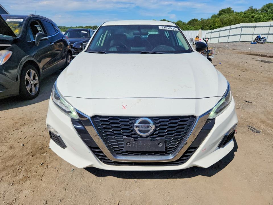 Photo 5 from auction – 2019 NISSAN ALTIMA with VIN 1N4BL4CV4KC174157