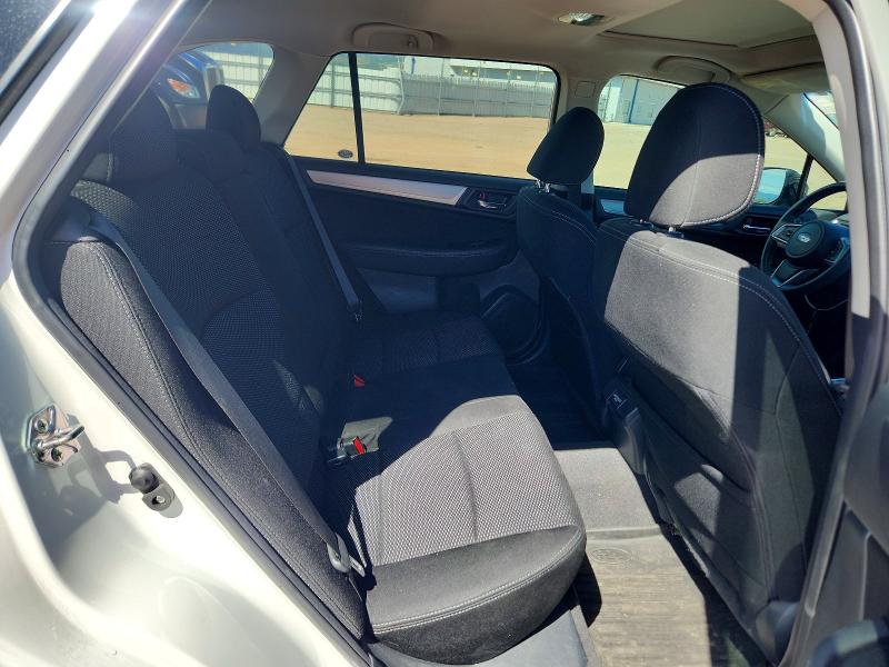 Photo 10 from auction – 2018 SUBARU OUTBACK with VIN 4S4BSAHC2J3352502
