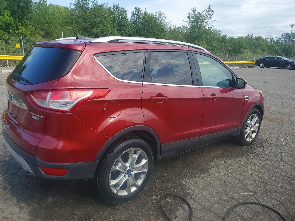 Photo 3 from auction – 2016 FORD ESCAPE with VIN 1FMCU9JX4GUA96179