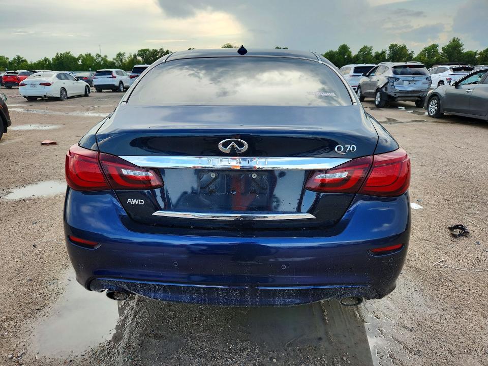 Photo 6 from auction – 2015 INFINITI Q70 with VIN JN1BY1ARXFM562450