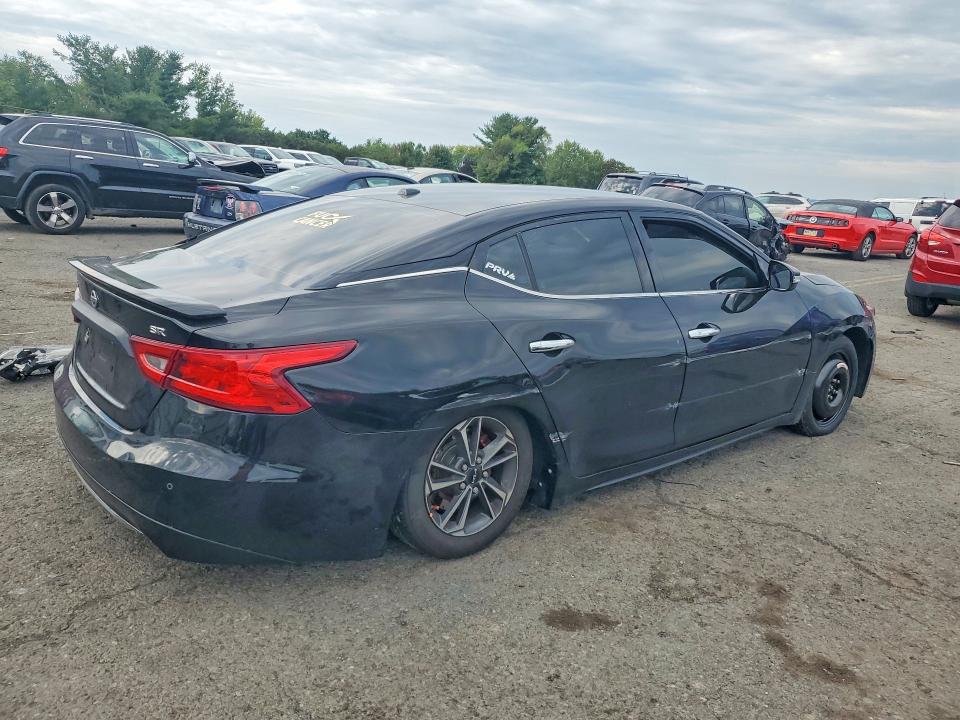 Photo 3 from auction – 2017 NISSAN MAXIMA with VIN 1N4AA6APXHC417495