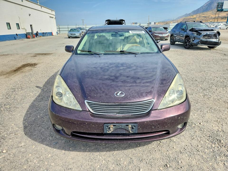 Photo 5 from auction – 2005 LEXUS ES with VIN JTHBA30G155116157