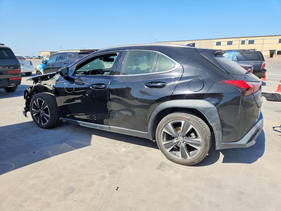 Photo 2 from auction – 2020 LEXUS UX with VIN JTHP3JBH1L2026287