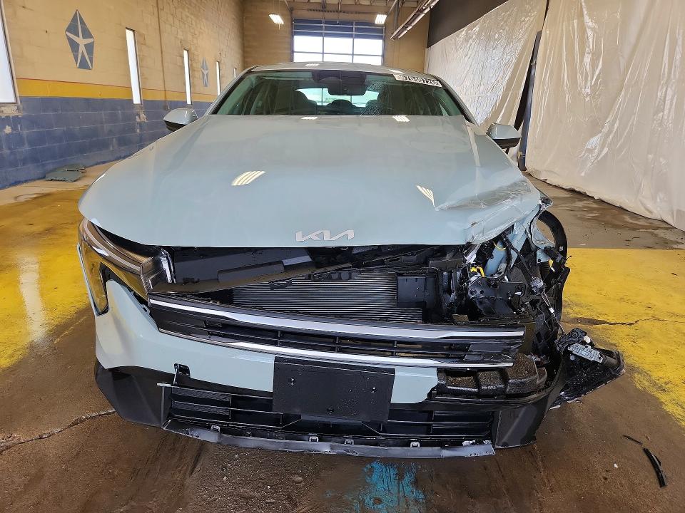 Photo 5 from auction – 2026 KIA K4 with VIN 3KPFT4DE3TE307981