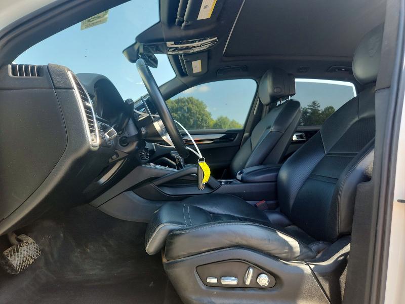 Photo 7 from auction – 2019 PORSCHE CAYENNE with VIN WP1AA2AY2KDA19435