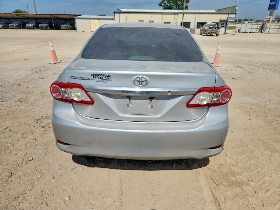 Photo 6 from auction – 2012 TOYOTA COROLLA with VIN 5YFBU4EE0CP065305