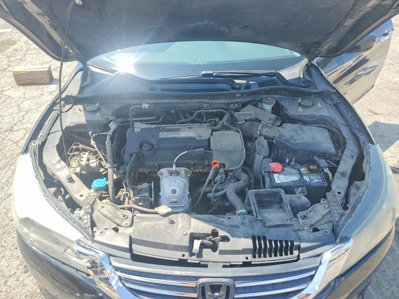 Photo 11 from auction – 2015 HONDA ACCORD with VIN 1HGCR2F38FA261896