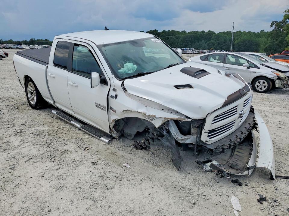 Photo 4 from auction – 2016 RAM 1500 with VIN 1C6RR6HT3GS319977