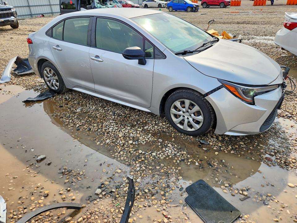 Photo 4 from auction – 2020 TOYOTA COROLLA with VIN JTDEPRAEXLJ095357