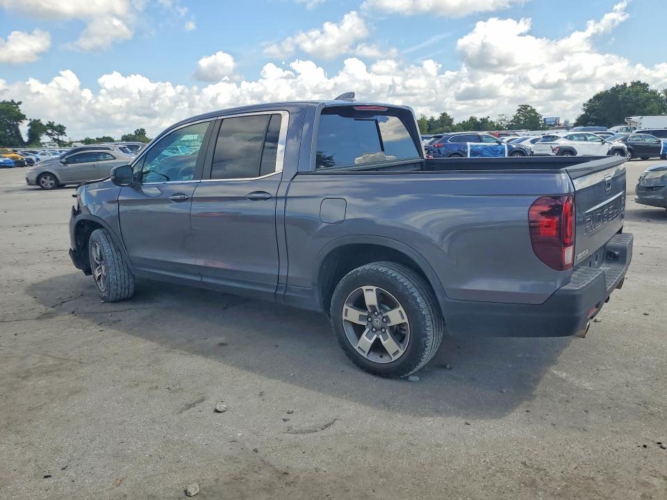 Снимка 2 от търг – 2024 HONDA RIDGELINE с VIN 5FPYK3F58RB015658