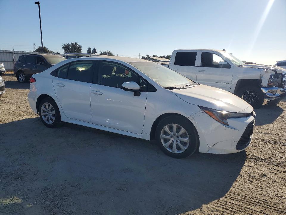 Photo 4 from auction – 2021 TOYOTA COROLLA with VIN JTDEPMAE3MJ118045
