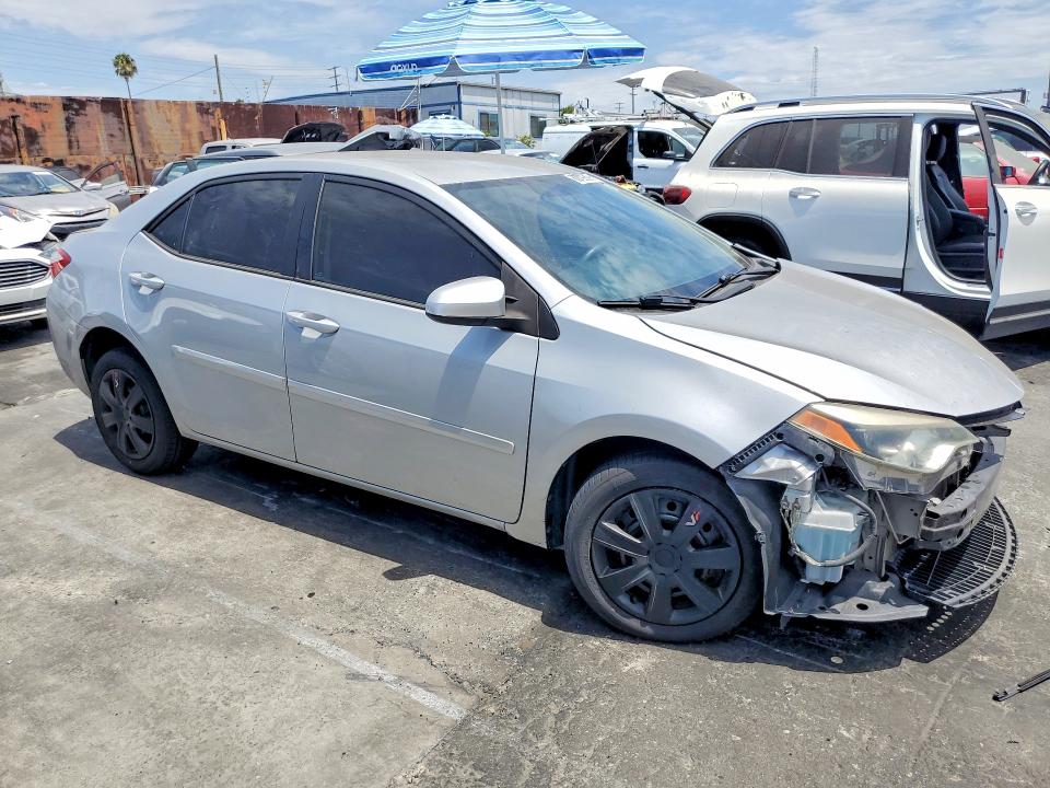 Photo 4 from auction – 2016 TOYOTA COROLLA with VIN 5YFBURHE0GP484303