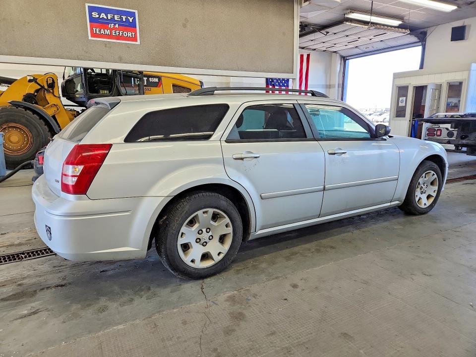 Photo 3 from auction – 2007 DODGE MAGNUM with VIN 2D4FV47VX7H720645