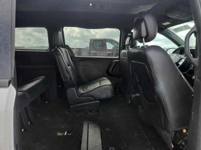 Photo 11 from auction – 2016 DODGE GRAND CARAVAN with VIN 2C4RDGEG6GR317629
