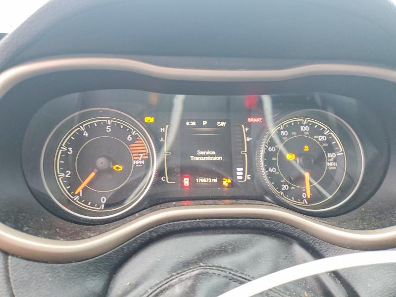 Photo 9 from auction – 2016 JEEP CHEROKEE with VIN 1C4PJLAB2GW264857