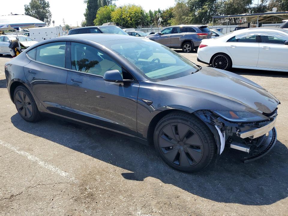 صورة رقم 4 من المزاد - 2026 TESLA MODEL 3 مع VIN 5YJ3E1EA1TF197269