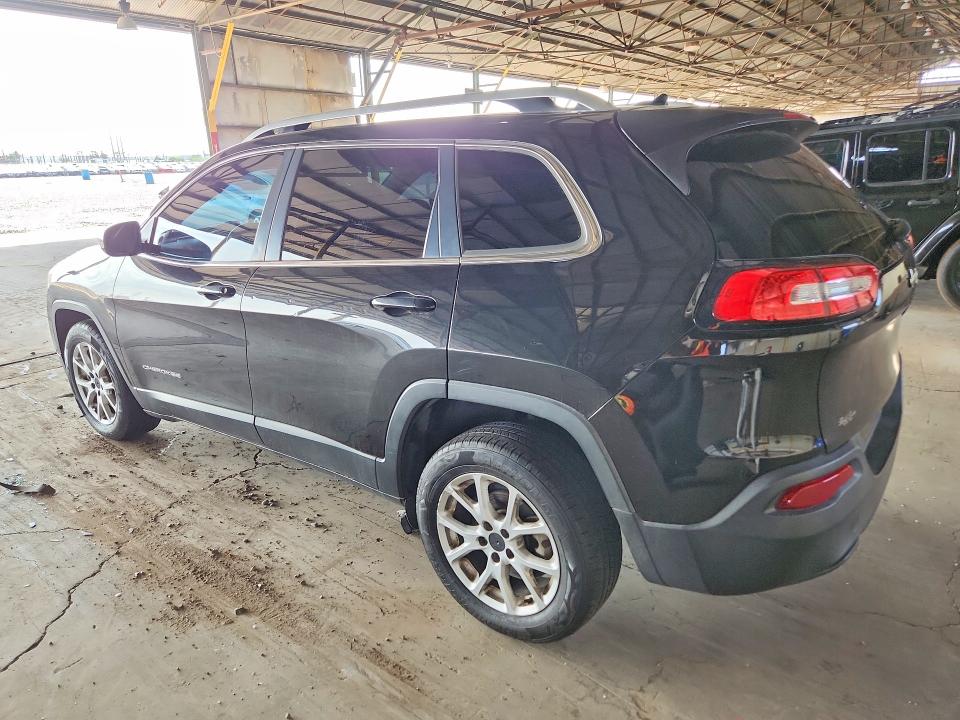 Photo 2 from auction – 2016 JEEP CHEROKEE with VIN 1C4PJLCB5GW234393
