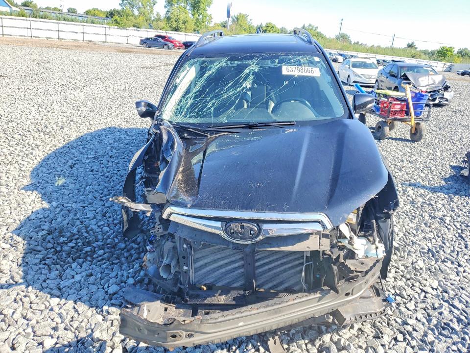 Photo 5 from auction – 2020 SUBARU FORESTER with VIN JF2SKASC2LH418356