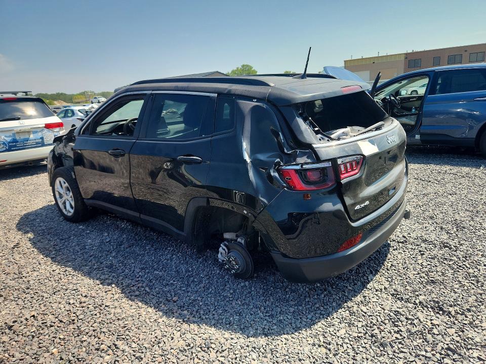 Photo 2 from auction – 2024 JEEP COMPASS with VIN 3C4NJDBN6RT119495