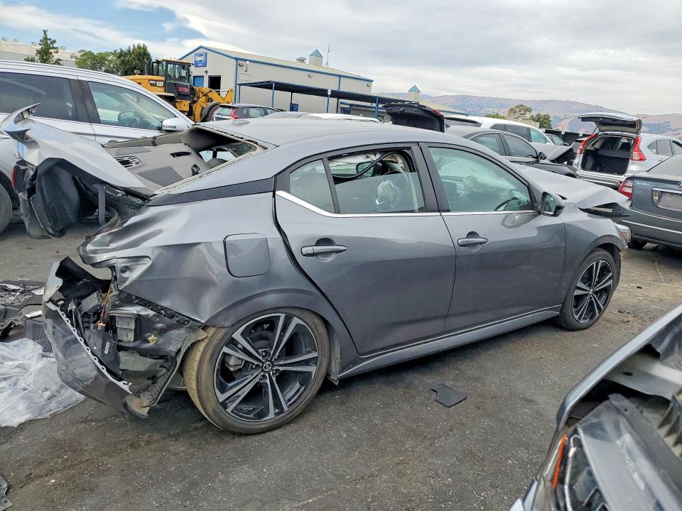 Foto 3 de la subasta – 2023 NISSAN SENTRA con VIN 3N1AB8DV5PY309579