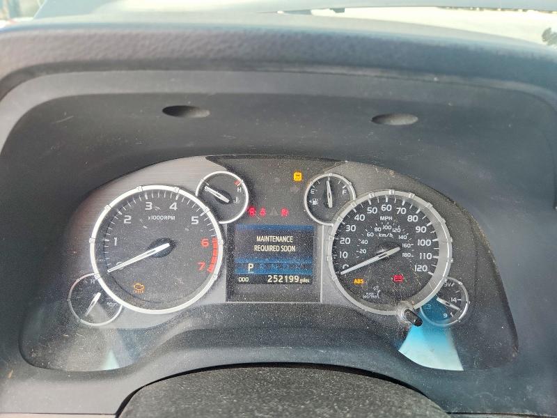 Photo 9 from auction – 2014 TOYOTA TUNDRA with VIN 5TFDW5F11EX414013