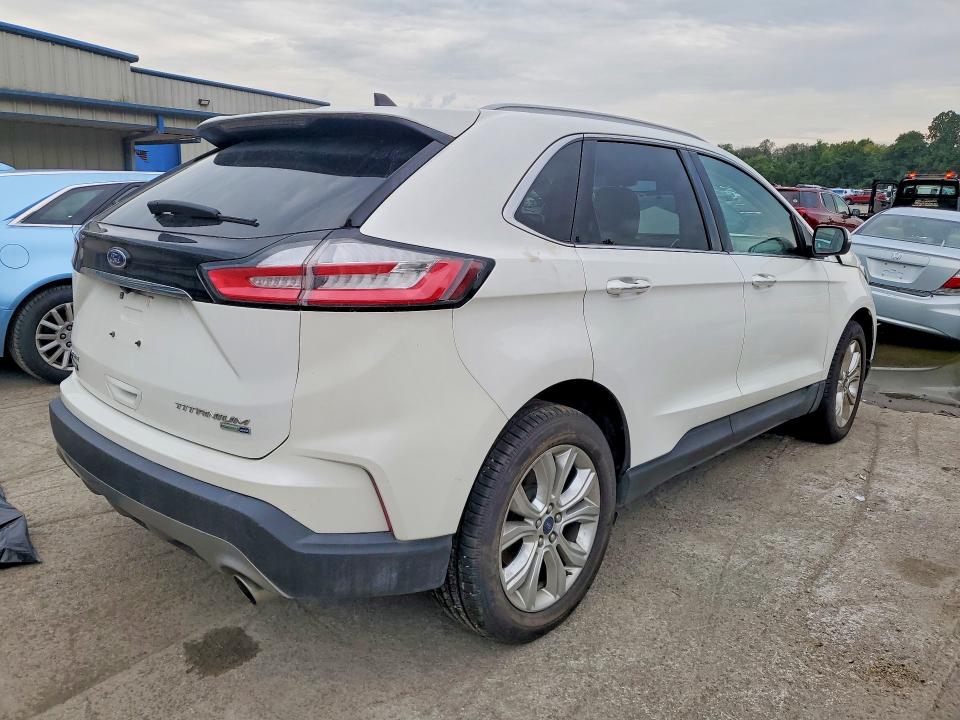 Photo 3 from auction – 2020 FORD EDGE with VIN 2FMPK4K97LBB24910