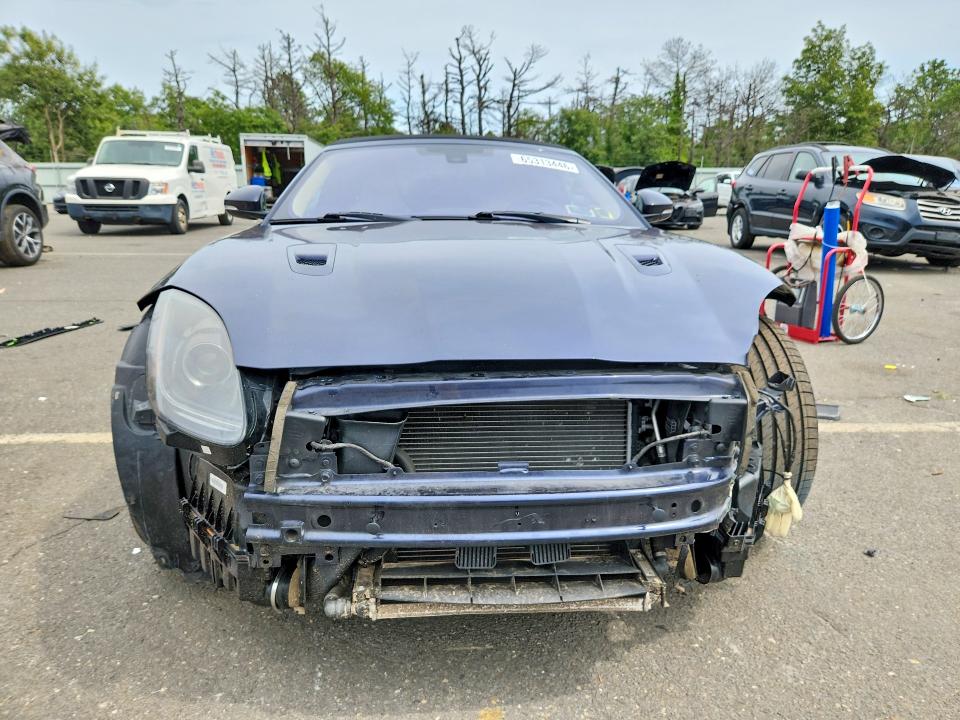 Photo 5 from auction – 2017 JAGUAR F-TYPE with VIN SAJWJ6HL8HMK39505