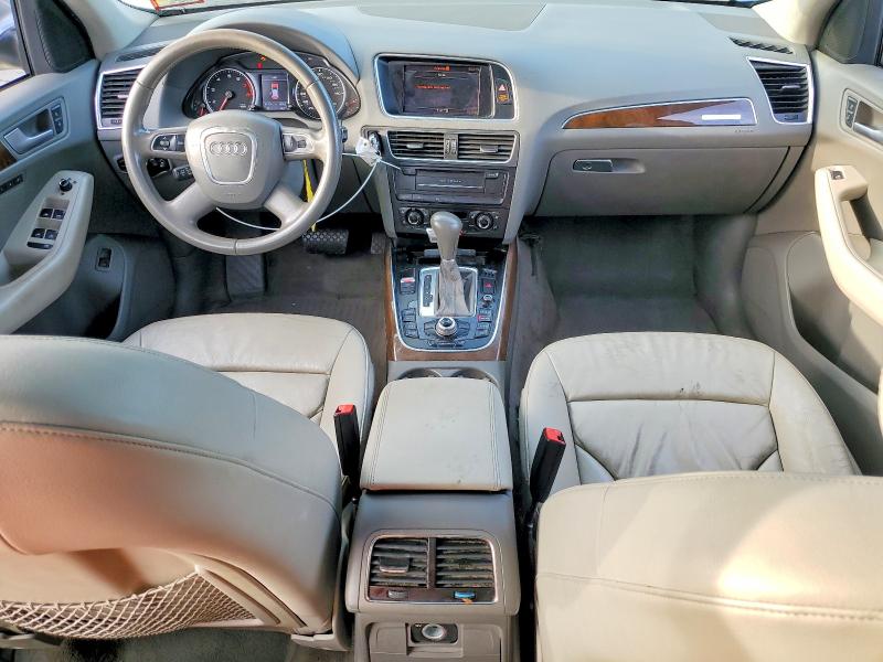 Photo 8 from auction – 2010 AUDI Q5 with VIN WA1LKAFP3AA095032