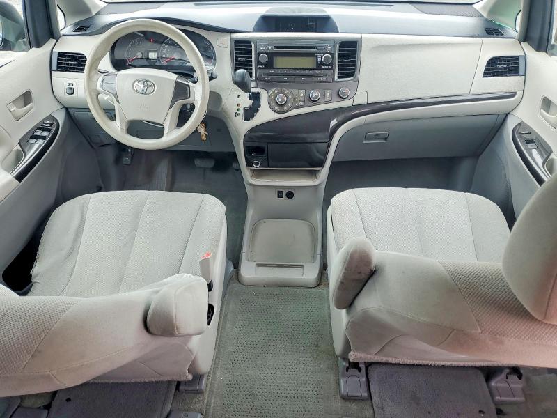 Photo 8 from auction – 2014 TOYOTA SIENNA with VIN 5TDZK3DC8ES462074