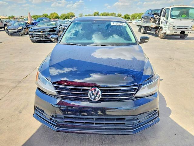 Photo 5 from auction – 2015 VOLKSWAGEN JETTA with VIN 3VWD07AJ9FM253189