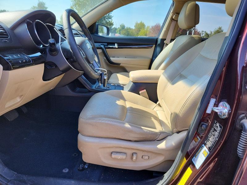 Photo 7 from auction – 2011 KIA SORENTO with VIN 5XYKU4A22BG071329