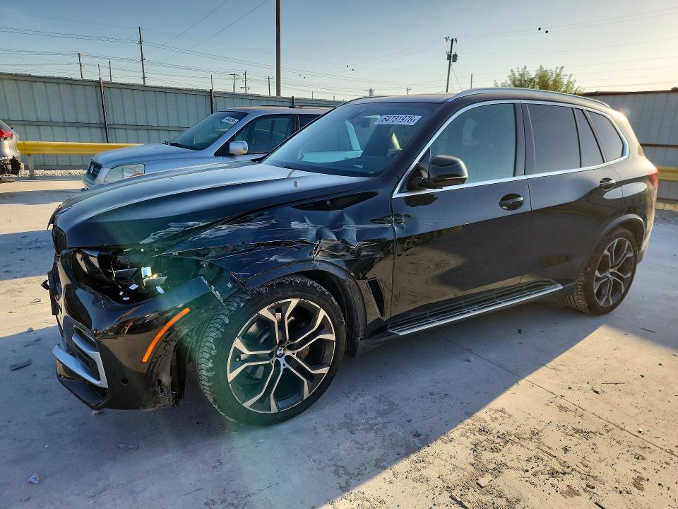BMW X5 2021 with VIN 5UXCR4C0XM9F67387 - Photo from auction