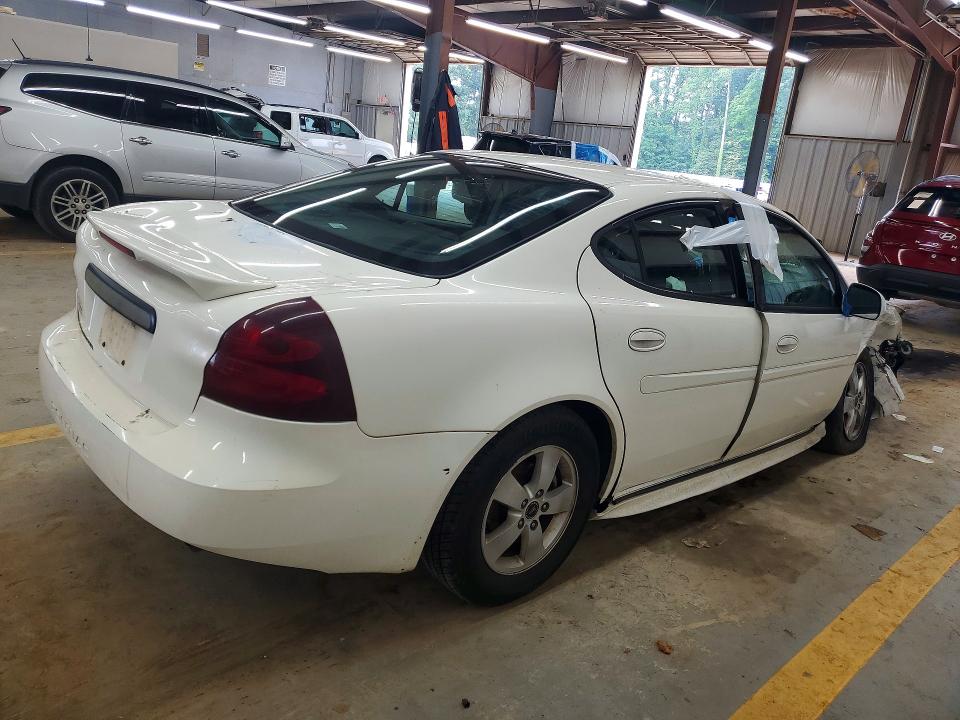 Photo 3 from auction – 2006 PONTIAC GRAND PRIX with VIN 2G2WP552861201093