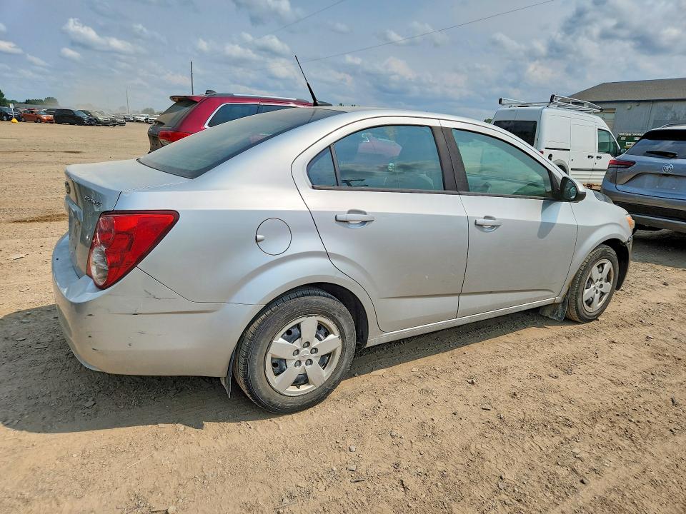 Photo 3 from auction – 2013 CHEVROLET SONIC with VIN 1G1JA5EH1D4245846