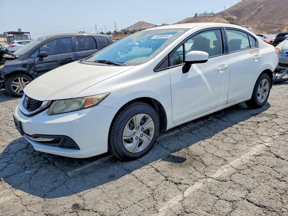 HONDA CIVIC 2015 with VIN 2HGFB2F53FH551824 - Photo from auction