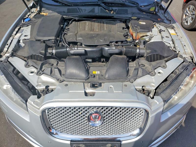 Photo 11 from auction – 2014 JAGUAR XF with VIN SAJWJ0EF5E8U14504