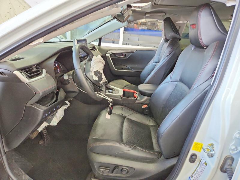 Photo 7 from auction – 2022 TOYOTA RAV4 with VIN 2T3S1RFV3NW260554
