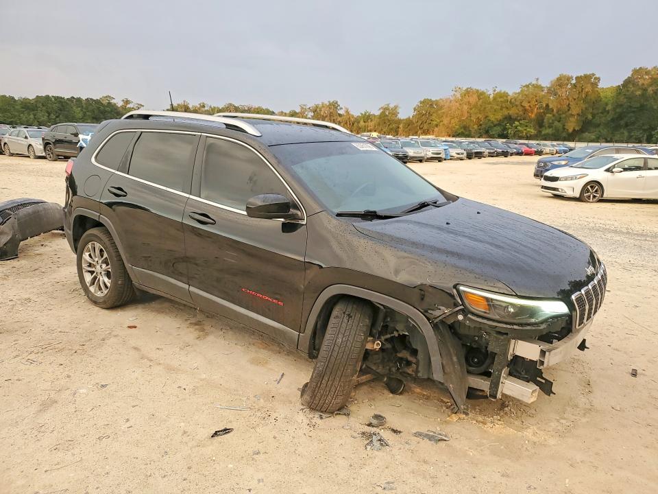 Photo 4 from auction – 2019 JEEP CHEROKEE with VIN 1C4PJLLB7KD202503