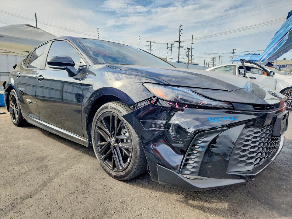 Photo 4 from auction – 2025 TOYOTA CAMRY with VIN 4T1DAACK8SU617090
