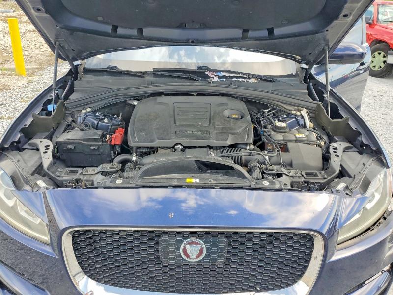 Photo 12 from auction – 2019 JAGUAR F-PACE with VIN SADCJ2FX9KA395324