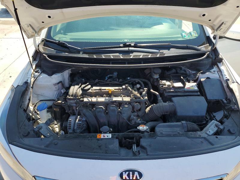 Photo 11 from auction – 2018 KIA FORTE with VIN 3KPFK4A78JE196236
