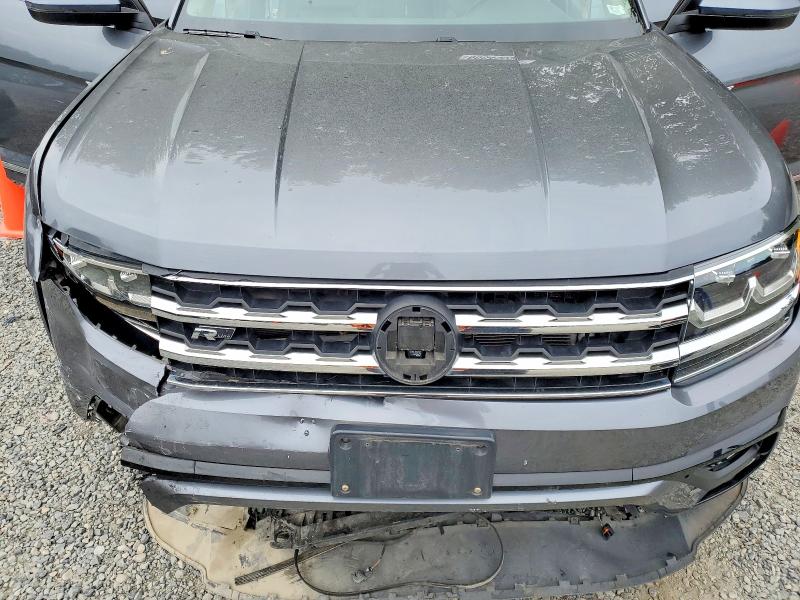 Photo 12 from auction – 2018 VOLKSWAGEN ATLAS with VIN 1V2RR2CA8JC559212