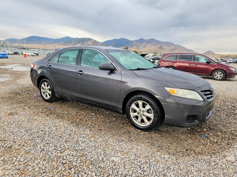 Photo 4 from auction – 2011 TOYOTA CAMRY with VIN 4T1BF3EK2BU632475