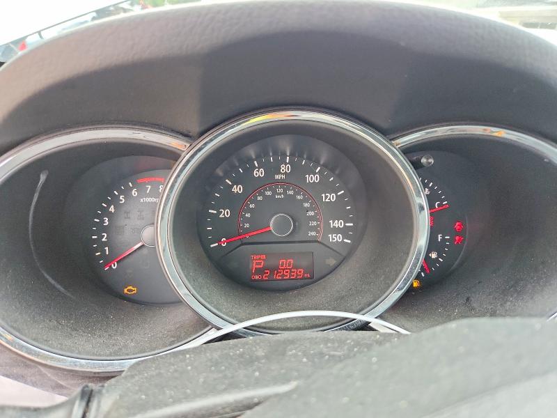 Photo 9 from auction – 2011 KIA SORENTO with VIN 5XYKTDA18BG043481