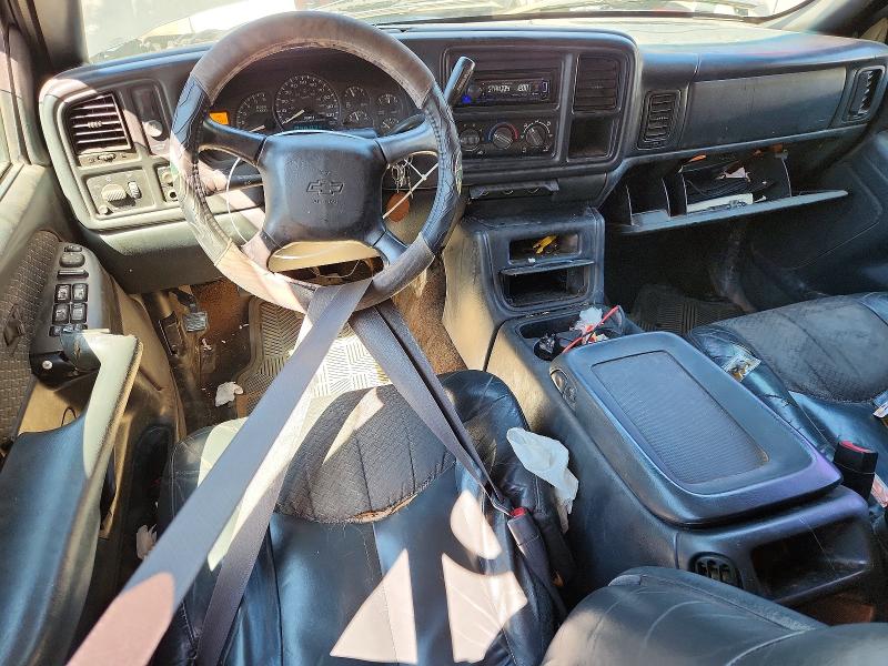 Photo 8 from auction – 2002 CHEVROLET AVALANCHE with VIN 3GNEC13T42G167976