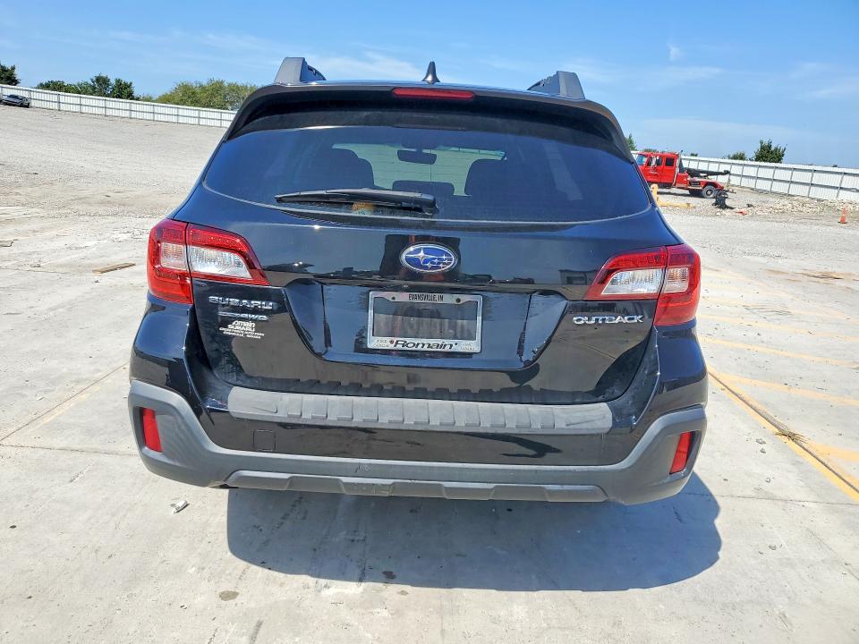 Photo 6 from auction – 2018 SUBARU OUTBACK with VIN 4S4BSACC4J3271962