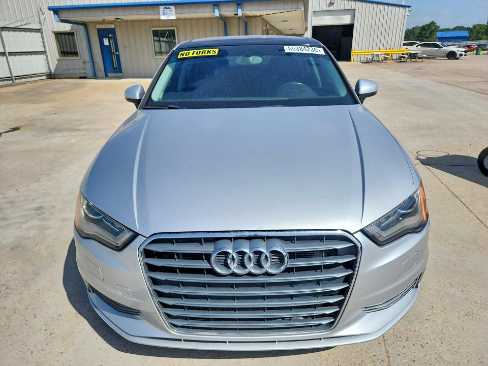Photo 5 from auction – 2015 AUDI A3 with VIN WAUACGFF8F1005589